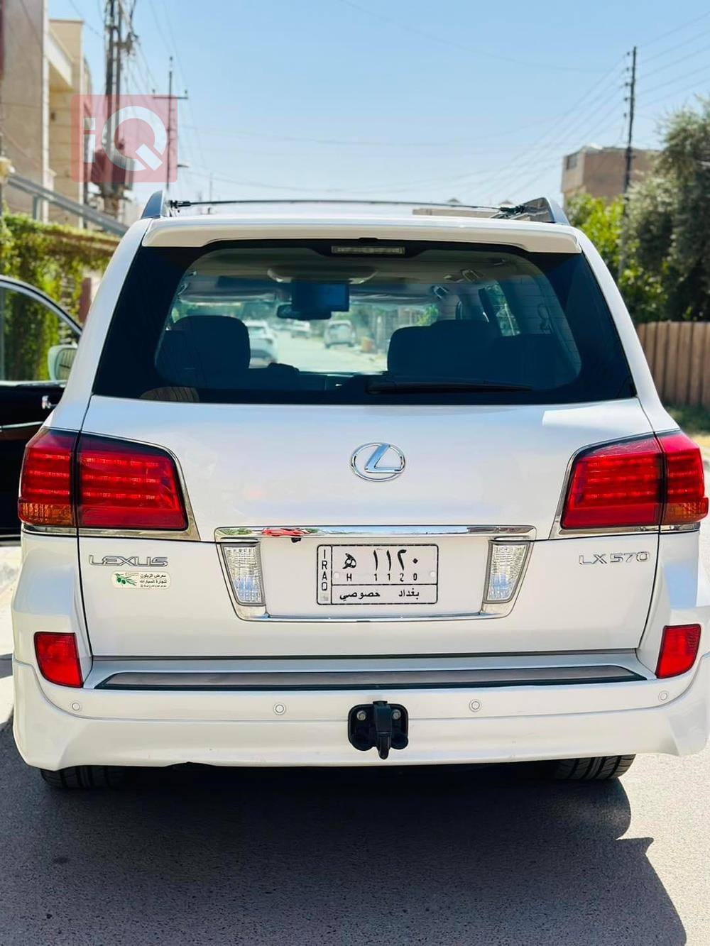 Lexus LX